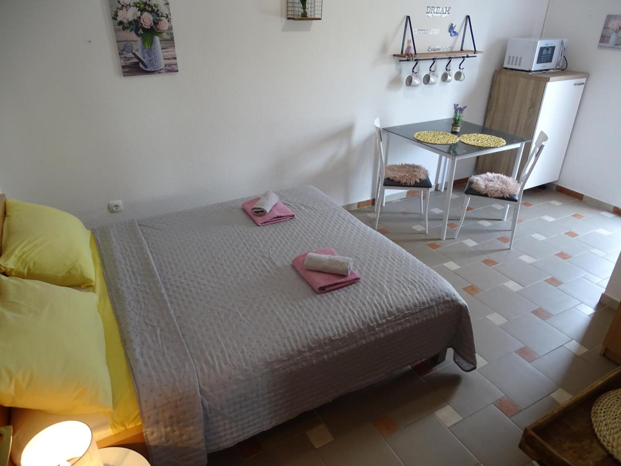 Apartments Sime Dinjiška エクステリア 写真
